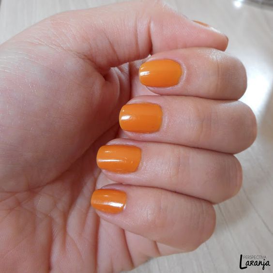 Unha laranja remete às cenouras (Foto: Reprodução)